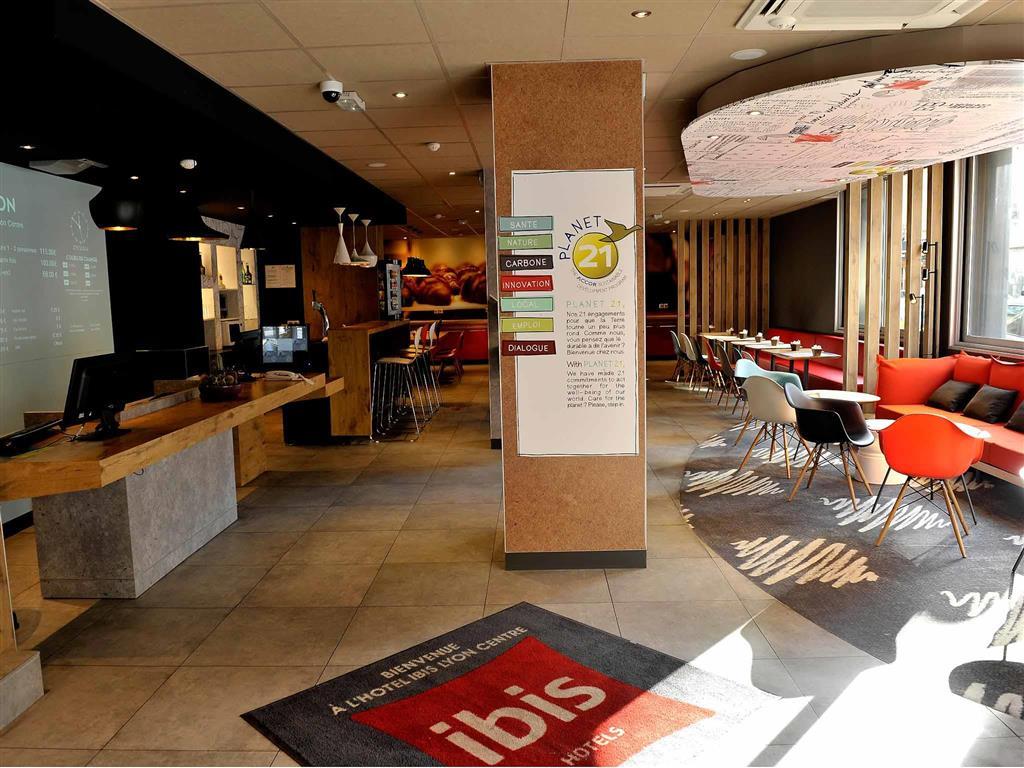 Ibis Lyon Centre Hotel Exterior photo