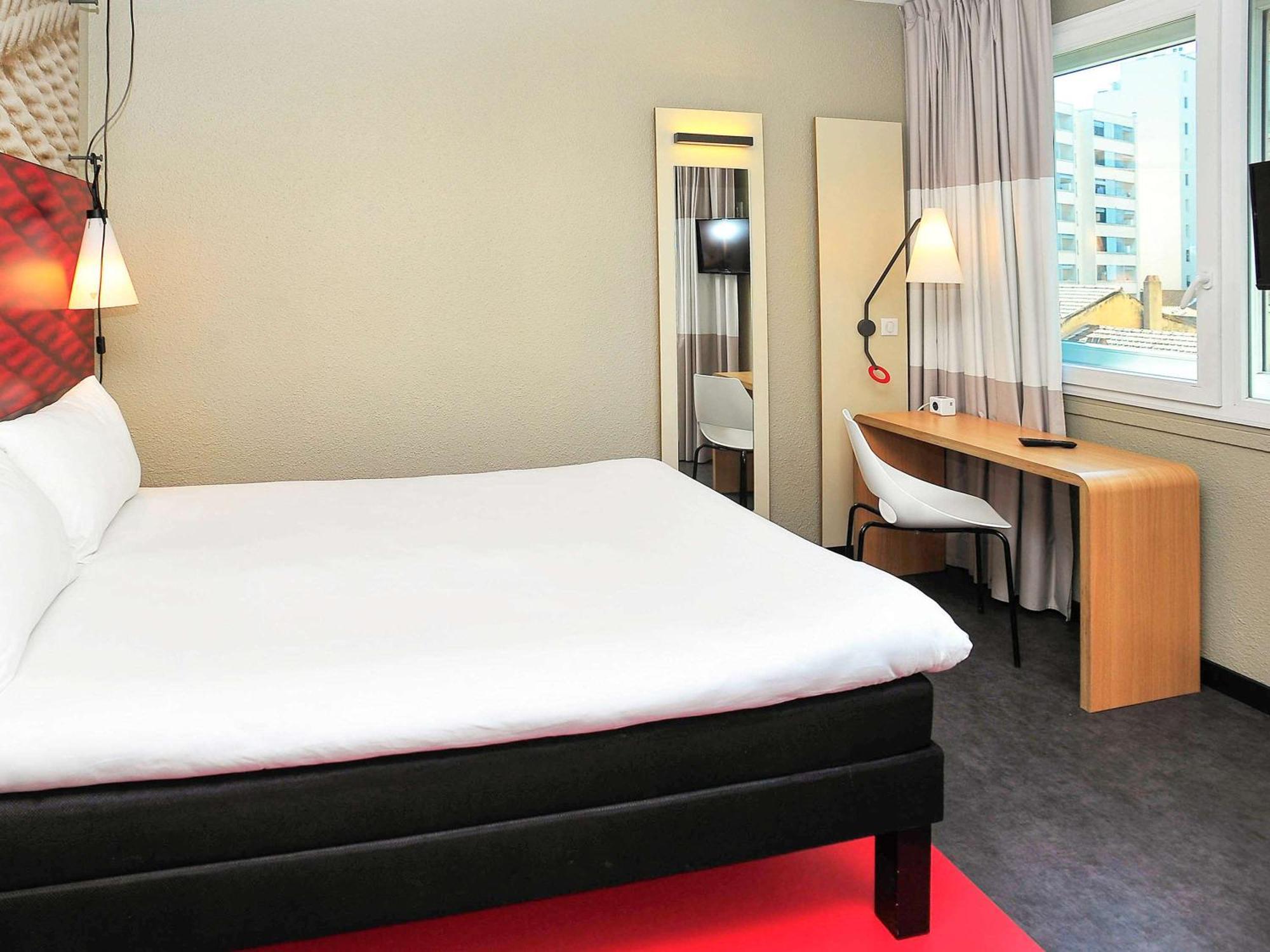 Ibis Lyon Centre Hotel Exterior photo